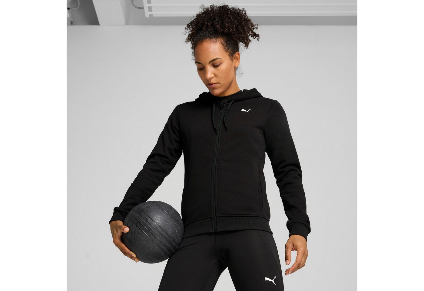PUMA Kapuzensweatshirt W TAD ESSENTIAL FT FZ PUMA Kapuzensweatshirt W TAD ESSENTIAL FT FZ von PUMA