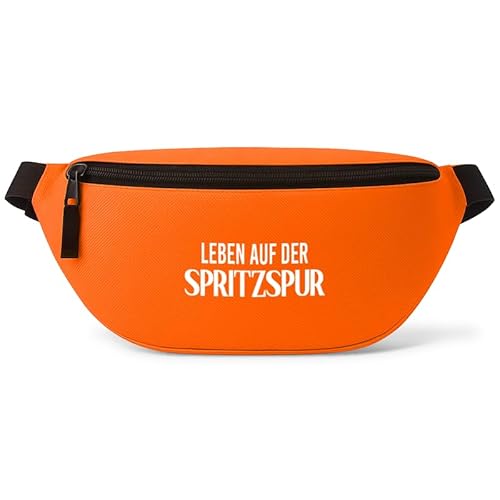 Leben auf der Spritzspur - Bauchtasche - Bauchtasche | Malle | Party | Urlaub | lustige Sprüche | Festival | Umhängetasche | Orange Leben auf der Spritzspur - Bauchtasche - Bauchtasche | Malle | Party | Urlaub | lustige Sprüche | Festival | Umhängetasche | Orange von Prozente Momente