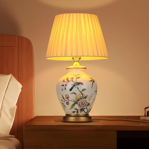 QXGJTLI Tischlampe Retro Keramik, Wohnzimmer Nachttischlampe Vintage Schlafzimmer Warm Stoff Lesebuch Licht Schreibtischlampe Moderner Stil E27 Nachtlampe (Weiße Lampe) von QXGJTLI