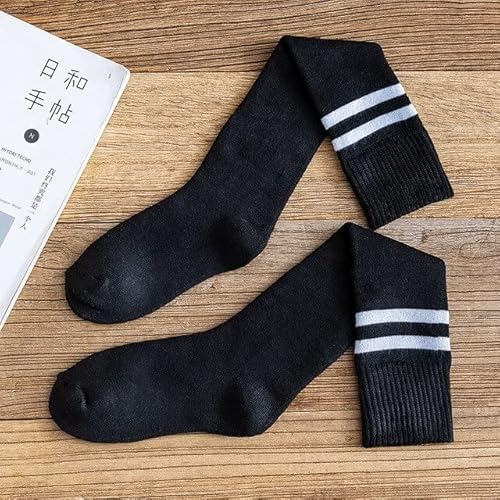 RJDJTTBD Kniehohe Socken Mode Streifen verdicken Socken Frauen warme hohe Kniestrümpfe Lange Strümpfe Femme Bein Stiefel (Farbe: Schwarz) von RJDJTTBD