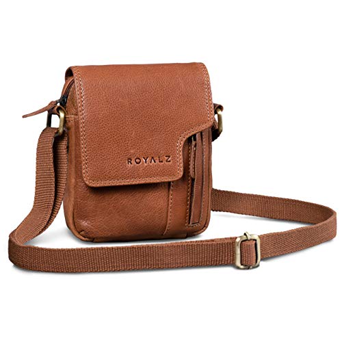 ROYALZ 'Columbus' Echtleder Herren Umhängetasche Klein Leder - perfekt als Alltagstasche für Männer - Schultertasche im Vintage Look Mini Messenger Bag zum Umhängen, Farbe:Texas Braun ROYALZ 'Columbus' Echtleder Herren Umhängetasche Klein Leder - perfekt als Alltagstasche für Männer - Schultertasche im Vintage Look Mini Messenger Bag zum Umhängen, Farbe:Texas Braun von ROYALZ