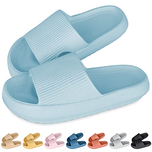 Cozislides Original Slippers Cloudyzz Schlappen Wolke Hausschuhe Gummi Home Slippers Badeschuhe rutschfeste Pantoletten Sommer Garten Badelatschen Flip Flops für Damen Herren Himmelblau 42/43 EU Cozislides Original Slippers Cloudyzz Schlappen Wolke Hausschuhe Gummi Home Slippers Badeschuhe rutschfeste Pantoletten Sommer Garten Badelatschen Flip Flops für Damen Herren Himmelblau 42/43 EU von SHAINE