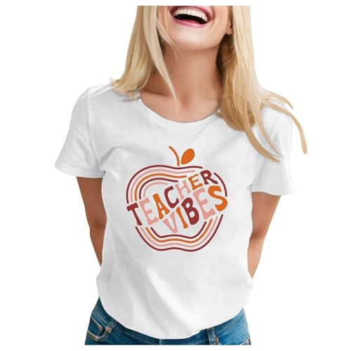 Sale Angebote, 1St Day of School Teacher Shirt - Damen Teacher VibesSchool Clothes for Women Back to Shirts Teachers Outfits Comfy Teacher Tees Funny Tshirts Graphic Weiß, L Sale Angebote, 1St Day of School Teacher Shirt - Damen Teacher VibesSchool Clothes for Women Back to Shirts Teachers Outfits Comfy Teacher Tees Funny Tshirts Graphic Weiß, L von SKFLABOOF