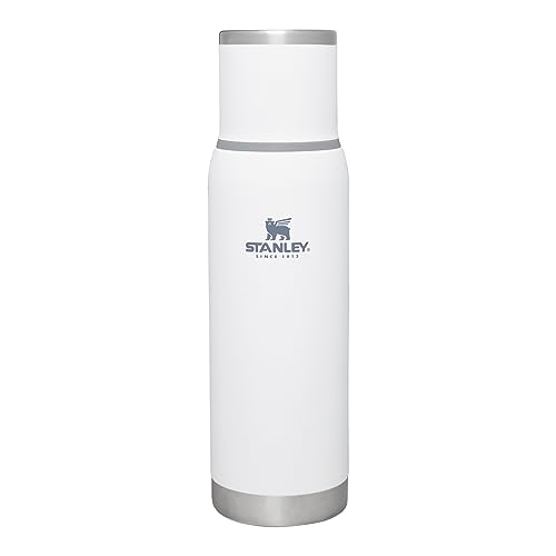 Stanley Adventure To-Go Thermosflasche 1.0L - 25 Stunden Heiß - 27 Stunden Kalt - Auslaufsicher - Isolierter Deckel - Doppelwandige Vakuumisolierung - BPA Frei - Polar Stanley Adventure To-Go Thermosflasche 1.0L - 25 Stunden Heiß - 27 Stunden Kalt - Auslaufsicher - Isolierter Deckel - Doppelwandige Vakuumisolierung - BPA Frei - Polar von STANLEY