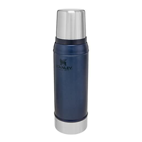 Stanley Classic Legendary Thermosflasche 750 ml - Thermos Hält 20 Stunden Heiß Oder Kalt - Edelstahl Thermoskanne - BPA-Frei - Spülmaschinenfest - Nightfall Stanley Classic Legendary Thermosflasche 750 ml - Thermos Hält 20 Stunden Heiß Oder Kalt - Edelstahl Thermoskanne - BPA-Frei - Spülmaschinenfest - Nightfall von STANLEY