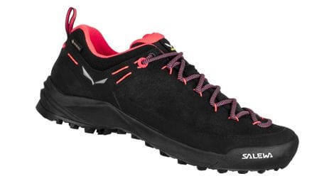 damen wanderschuhe salewa wildfire leather gore tex schwarz pink von Salewa