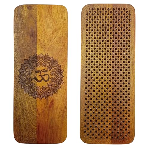 Sadhu Board Mangoholz Nagelbrett, 100% Handgemacht, 3 Größen: 10 mm, 12 mm und 15 mm, Yogapraxis, löst Verspannungen, fördert Durchblutung, entgiftend, hilft bei Migräne u. Schlafstörungen (Om, 10 mm) von SattesGrün