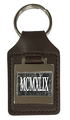 Schlüsselanhänger aus Leder mit Gravur 1949 Geburtstagsjahr, braun von Select Gifts