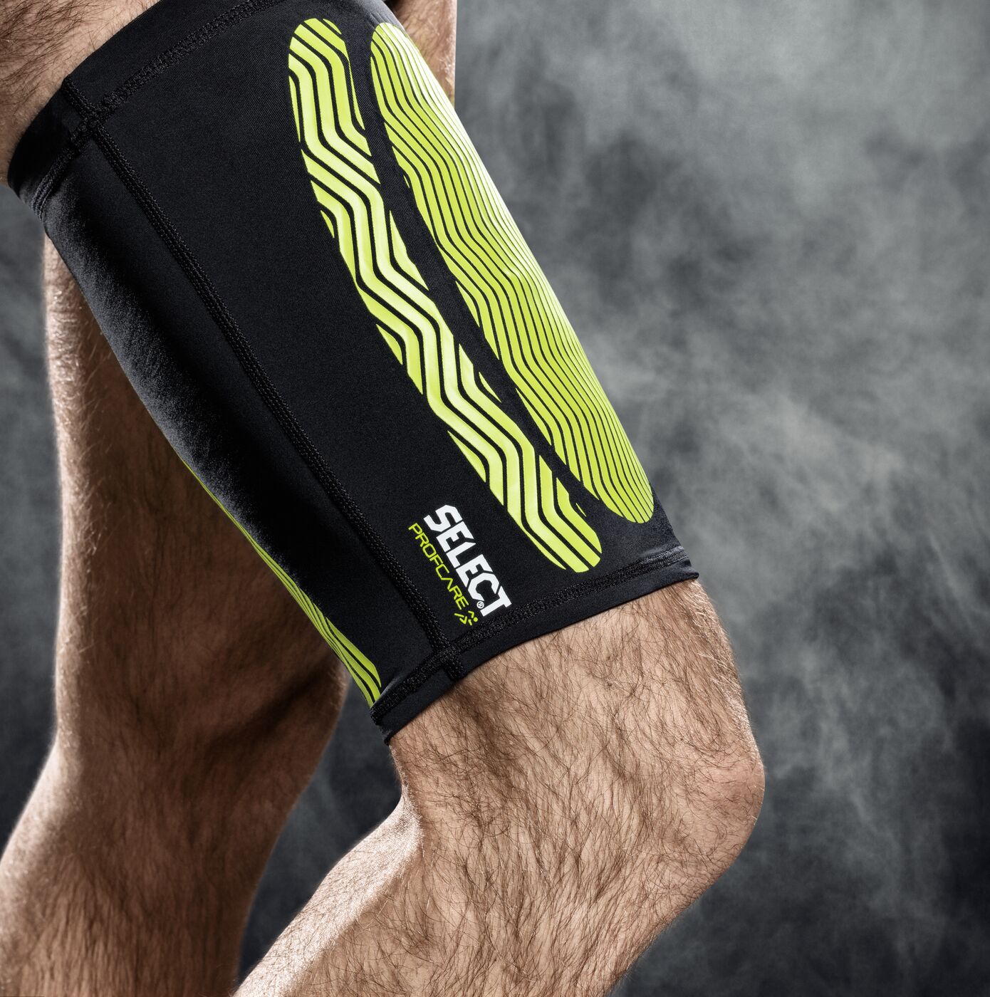 Select Kompressions-Oberschenkelbandage schwarz L Select Kompressions-Oberschenkelbandage schwarz L von Derbystar