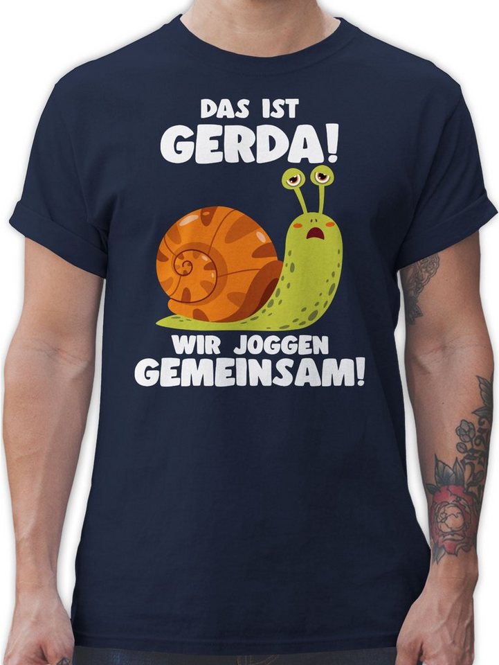 Shirtracer T-Shirt Das ist Gerda Wir joggen gemeinsam - Langsame Schecke Joggen Lustig Sp Wandern Laufen Joggen Zubehör Shirtracer T-Shirt Das ist Gerda Wir joggen gemeinsam - Langsame Schecke Joggen Lustig Sp Wandern Laufen Joggen Zubehör von Shirtracer