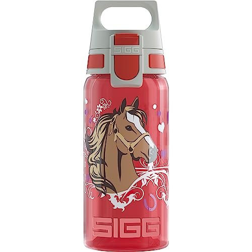 SIGG - Trinkflasche Kinder - Viva One Horses - Für Kohlensäurehaltige Getränke Geeignet - Auslaufsicher - Spülmaschinenfest - BPA-frei - Sport & Schule - Rot mit Pferden - 0,5L SIGG - Trinkflasche Kinder - Viva One Horses - Für Kohlensäurehaltige Getränke Geeignet - Auslaufsicher - Spülmaschinenfest - BPA-frei - Sport & Schule - Rot mit Pferden - 0,5L von SIGG
