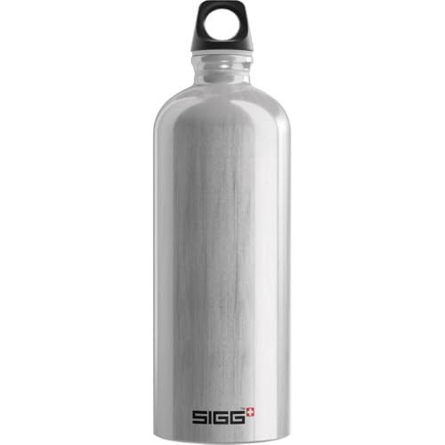 SIGG - Alu Trinkflasche - Traveller Alu - Klimaneutral Zertifiziert - Für Kohlensäurehaltige Getränke Geeignet - Auslaufsicher - Federleicht - BPA-frei - Alu - 1L von SIGG