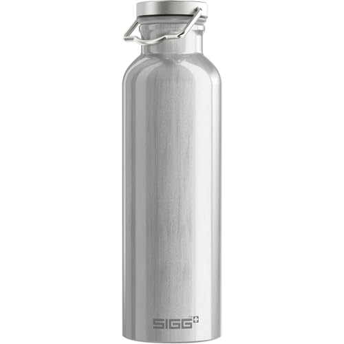 SIGG Original Alu Trinkflasche (0.75 L), schadstofffreie und besonders auslaufsichere Trinkflasche, federleichte Trinkflasche aus Aluminium SIGG Original Alu Trinkflasche (0.75 L), schadstofffreie und besonders auslaufsichere Trinkflasche, federleichte Trinkflasche aus Aluminium von SIGG