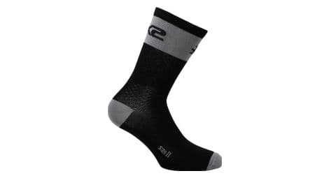 sixs short logo socken schwarz   grau von Sixs