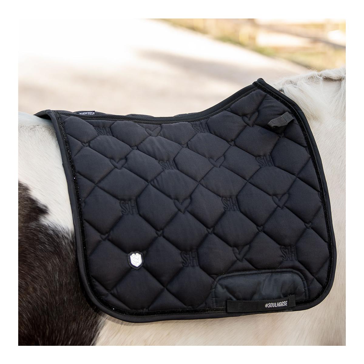Soulhorse Schabracke Full | Stable Classics Grösse: Dressur Soulhorse Schabracke Full | Stable Classics Grösse: Dressur von Soulhorse