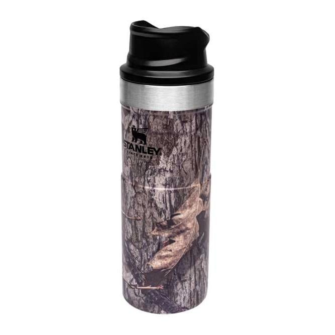 Stanley CLASSIC TRIGGER-ACTION TRAVEL MUG 0,473 l camo von Stanley