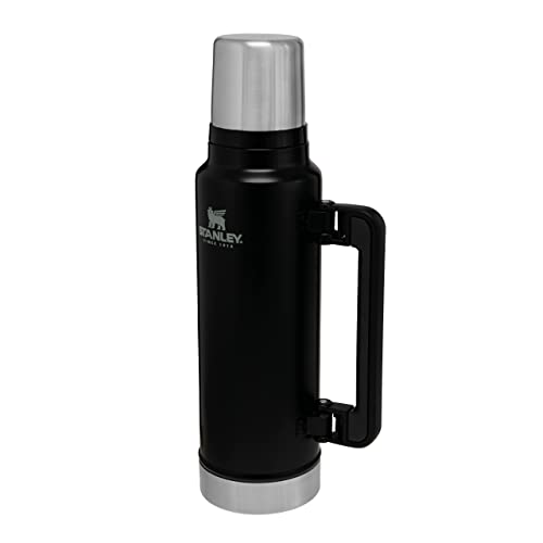 Stanley Classic Legendary Thermosflasche 1.4L - Thermos Hält 40 Stunden Heiß oder Kalt - Edelstahl Thermoskanne - BPA-Frei - Spülmaschinenfest - Matte Black von STANLEY