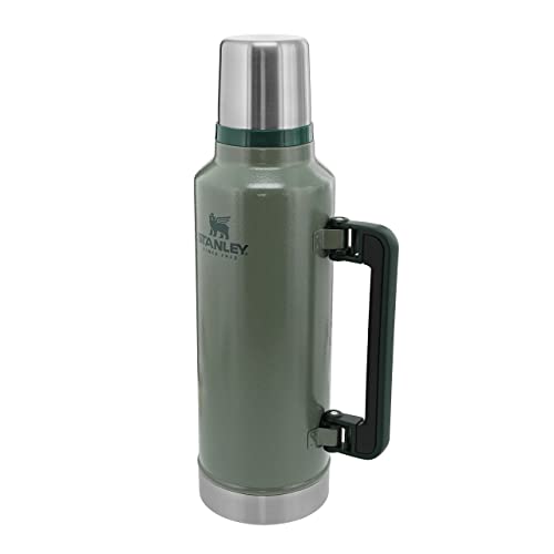 Stanley Classic Legendary Thermosflasche 1.9L - Thermos Hält 45 Stunden Heiß oder Kalt - Edelstahl Thermoskanne - BPA-Frei - Spülmaschinenfest - Hammertone Green von STANLEY