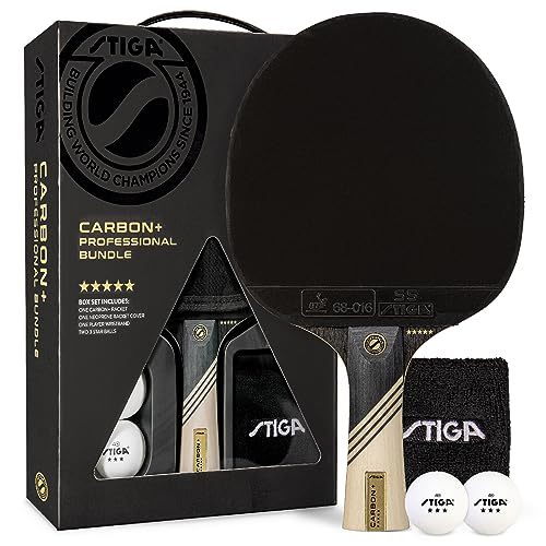 STIGA Carbon+ Bundle Tischtennisschläger-Set - 7-lagige, extra leichte Karbonfaser-Klinge - 2 mm Premium-Schwamm - konkaver Pro-Griff - 2 3-Sterne-Turnierbälle - Neopren-Schlägerhülle - Spielerarmband STIGA Carbon+ Bundle Tischtennisschläger-Set - 7-lagige, extra leichte Karbonfaser-Klinge - 2 mm Premium-Schwamm - konkaver Pro-Griff - 2 3-Sterne-Turnierbälle - Neopren-Schlägerhülle - Spielerarmband von STIGA