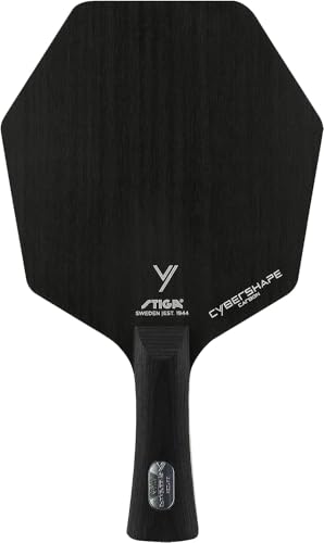 Stiga Cybershape Carbon Professionelles Tischtennisholz – Neuer Revolutionärer Profi Tischtennisschläger, Einzigartige Hexagonal-Form, Größere Schlagfläche - Master Konkav Stiga Cybershape Carbon Professionelles Tischtennisholz – Neuer Revolutionärer Profi Tischtennisschläger, Einzigartige Hexagonal-Form, Größere Schlagfläche - Master Konkav von STIGA