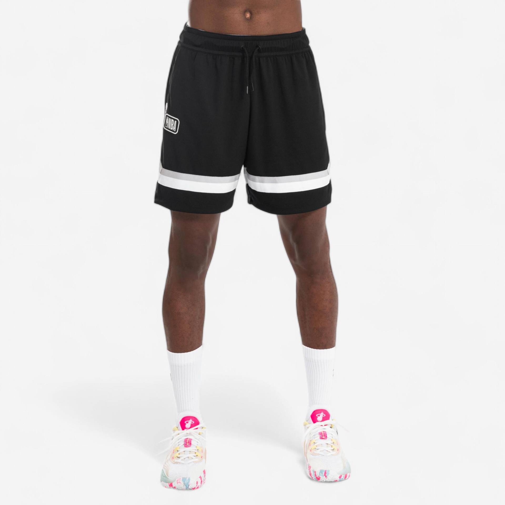 Damen/Herren Shorts Basketball NBA - SH 900 schwarz Damen/Herren Shorts Basketball NBA - SH 900 schwarz von TARMAK