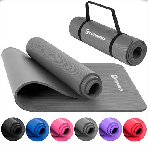 TOSANEO Fitnessmatte mit Tragegurt Gymnastikmatte aus NBR Schaumstoff rutschfeste Sport-Matte für Pilates Workout und Meditation Yogamatte 183x61x1cm Grau TOSANEO Fitnessmatte mit Tragegurt Gymnastikmatte aus NBR Schaumstoff rutschfeste Sport-Matte für Pilates Workout und Meditation Yogamatte 183x61x1cm Grau von TOSANEO