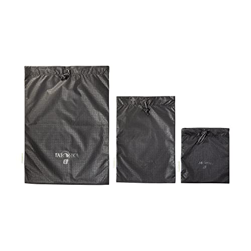 Tatonka Packbeutel Stuff Sack Set (3 Stück) - Leichtes Packtaschen-Set in drei verschiedenen Größen - Mit Schnürzug und Kordelstopper - Aus recyceltem Material (black) Tatonka Packbeutel Stuff Sack Set (3 Stück) - Leichtes Packtaschen-Set in drei verschiedenen Größen - Mit Schnürzug und Kordelstopper - Aus recyceltem Material (black) von Tatonka