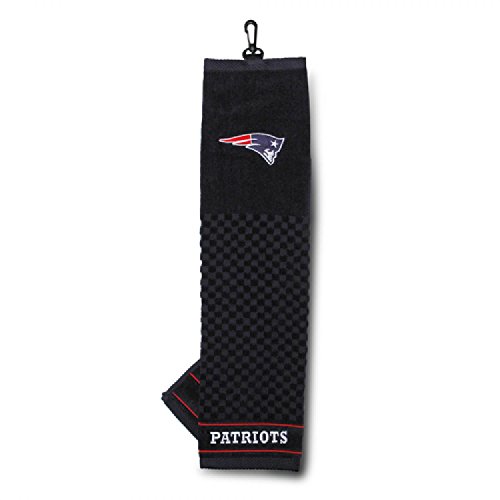 Team Golf NFL New England Patriots Besticktes Golf-Handtuch, Besticktes Golf-Handtuch, Kariertes Scrubber-Design, gesticktes Logo von Team Golf