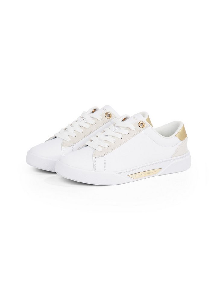 Tommy Hilfiger CHIC COURT SNEAKER Plateausneaker, Schnürschuh, Halbschuh, Freizeitschuh mit goldfarbenen Besätzen Tommy Hilfiger CHIC COURT SNEAKER Plateausneaker, Schnürschuh, Halbschuh, Freizeitschuh mit goldfarbenen Besätzen von Tommy Hilfiger