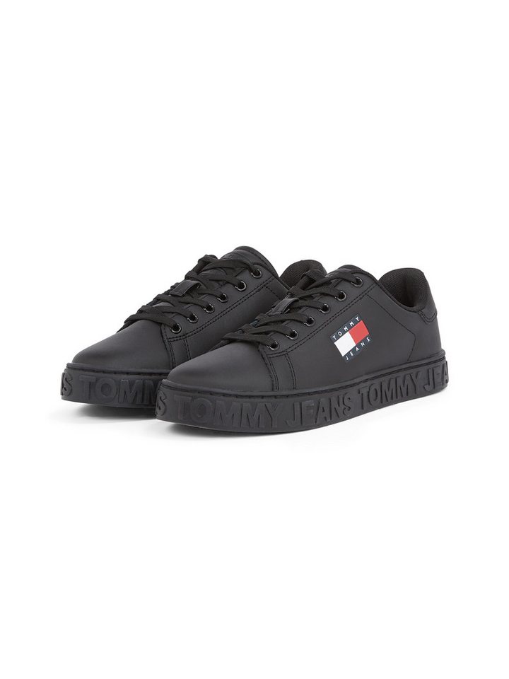Tommy Jeans TJW LOGO OUTSOLE SNEAKER ESS Plateausneaker, Freizeitschuh, Halbschuh, Schnürschuh mit seitlicher Logoflagge Tommy Jeans TJW LOGO OUTSOLE SNEAKER ESS Plateausneaker, Freizeitschuh, Halbschuh, Schnürschuh mit seitlicher Logoflagge von Tommy Jeans