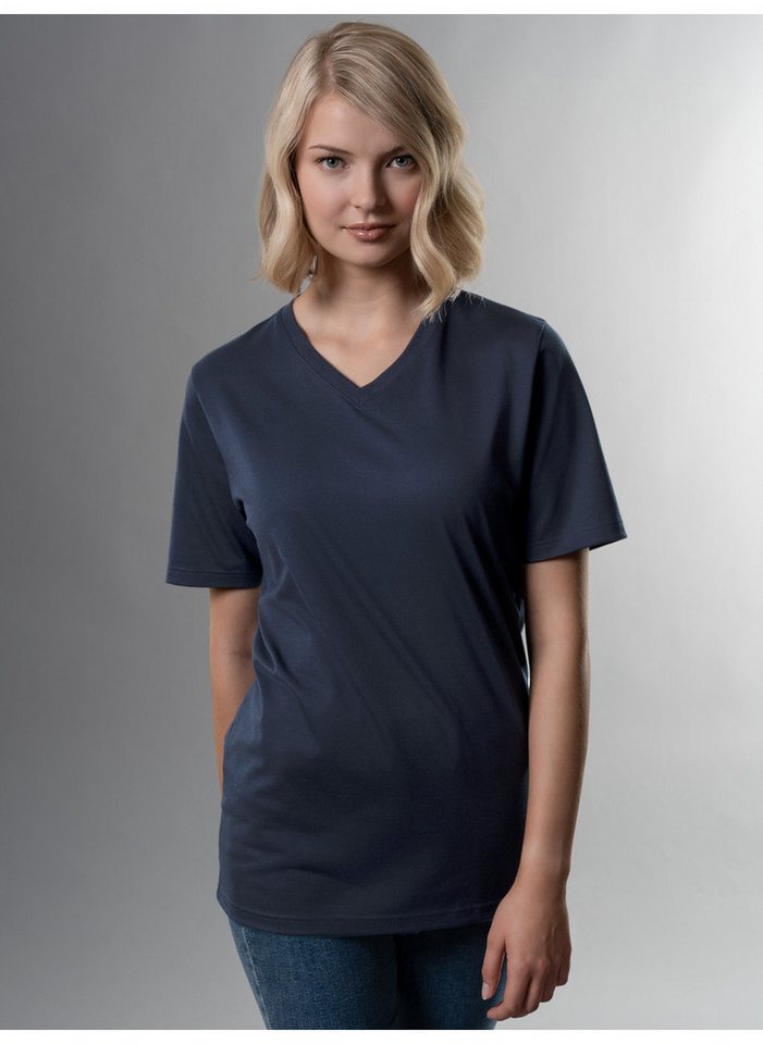 Trigema T-Shirt TRIGEMA V-Shirt DELUXE Baumwolle (1-tlg) Trigema T-Shirt TRIGEMA V-Shirt DELUXE Baumwolle (1-tlg) von Trigema