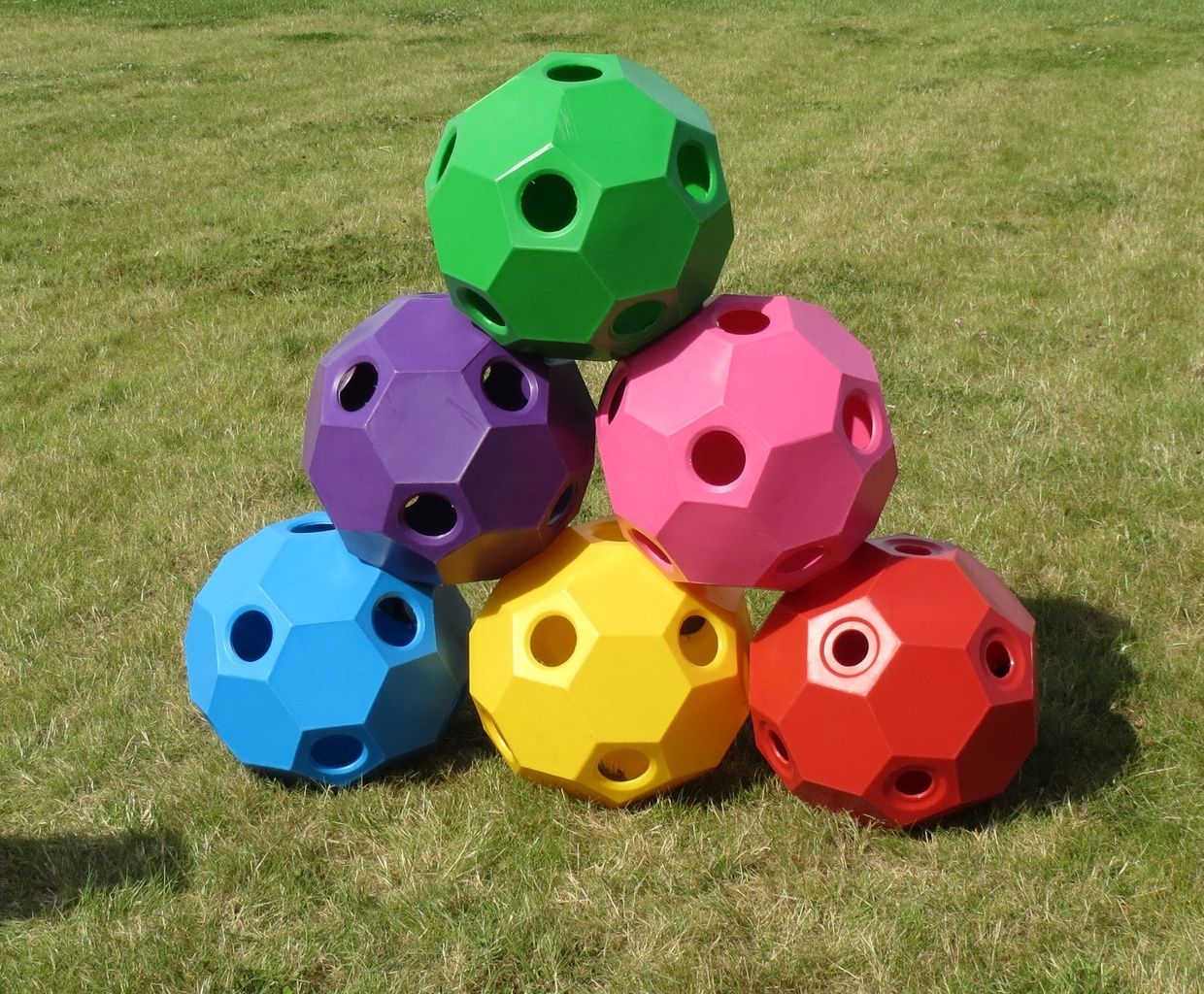 USG Spiel & Fütterungsball Happy Hay Play Shetty USG Spiel & Fütterungsball Happy Hay Play Shetty von USG
