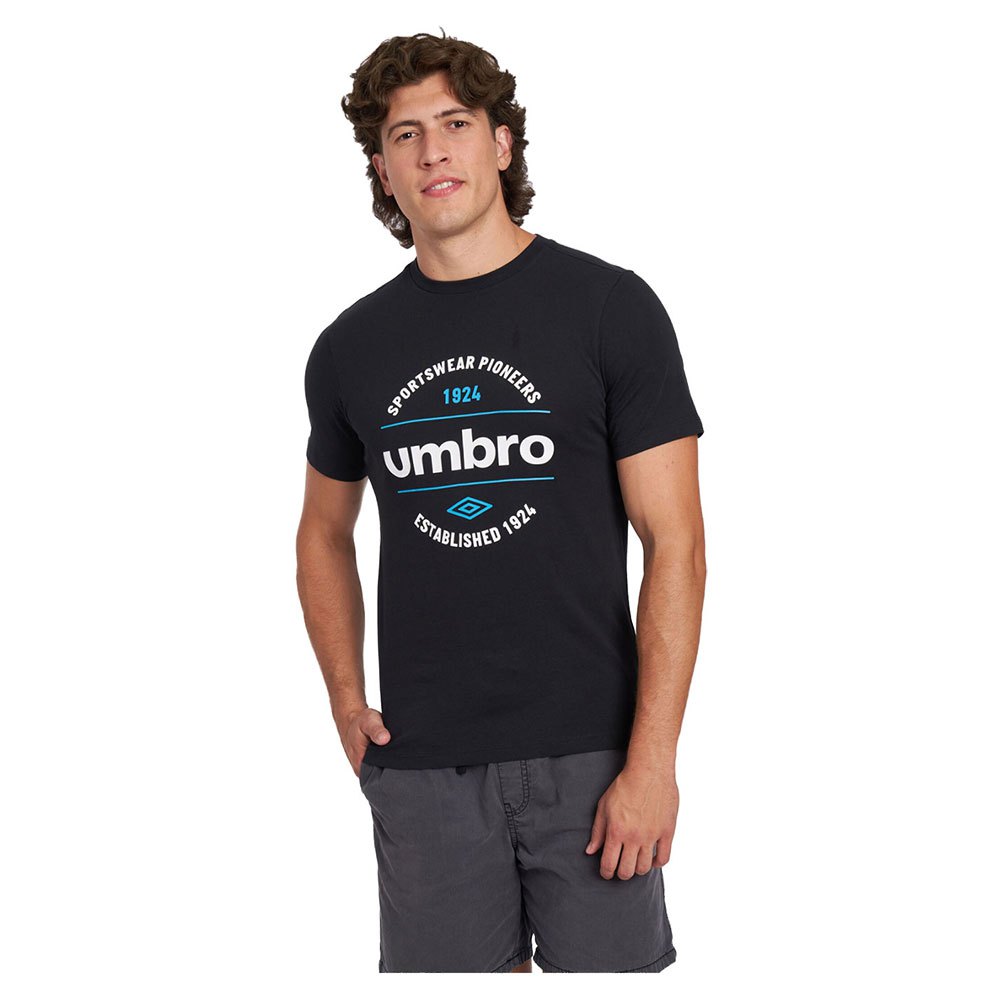 Umbro Circular Graphic Short Sleeve T-shirt Schwarz L Mann Umbro Circular Graphic Short Sleeve T-shirt Schwarz L Mann von Umbro
