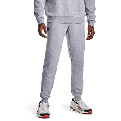 Under Armour Herren Rival Fleece Joggers, komfortable und warme Trainingshose für Männer, Herren Sporthose mit loser Passform von Under Armour