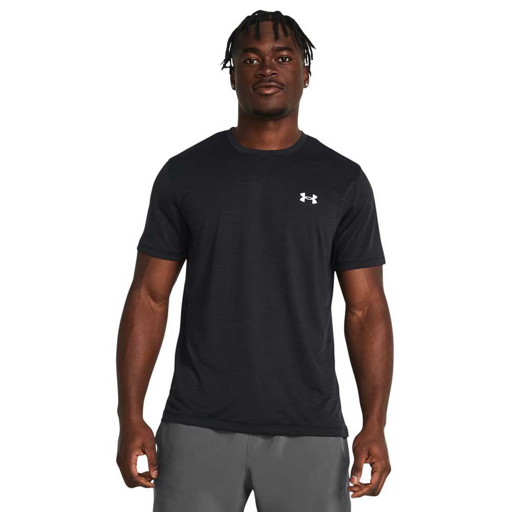 Under Armour Launch Short Sleeve T-shirt Schwarz S / Regular Mann Under Armour Launch Short Sleeve T-shirt Schwarz S / Regular Mann von Under Armour