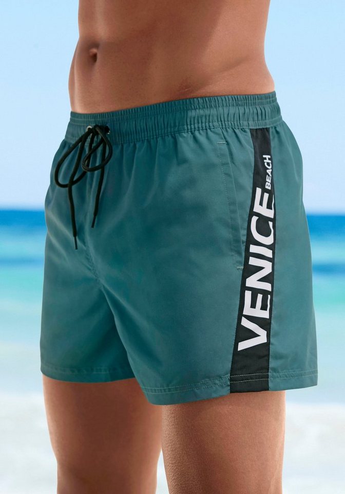 Venice Beach Badeshorts mit großem Markenschriftzug Venice Beach Badeshorts mit großem Markenschriftzug von Venice Beach