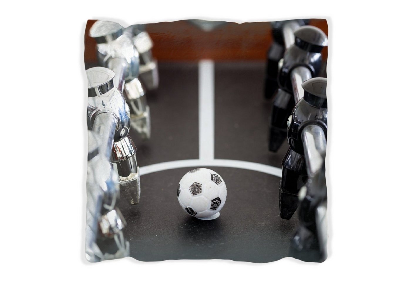 Wallario Dekokissen Kicker-Tisch in Nahaufnahme - Ball in der Mitte, handgenäht Wallario Dekokissen Kicker-Tisch in Nahaufnahme - Ball in der Mitte, handgenäht von Wallario