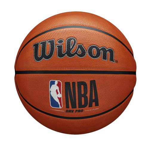 Wilson Basketball NBA DRV PRO, Outdoor, Tackskin Gummi, Größe: 7, Braun von Wilson