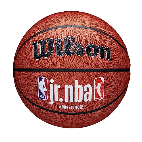 Wilson Basketball, Jr. NBA Family, Outdoor und Indoor, PureFeel Cover, Größe: 7, Weiß/Braun von Wilson