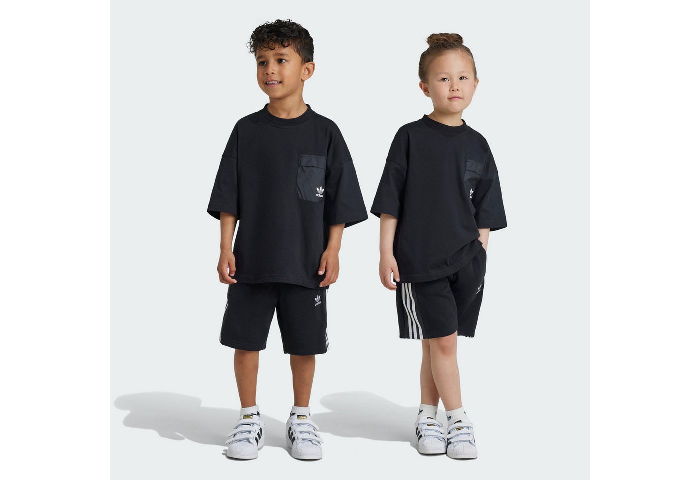 adidas Originals Trainingsanzug ADICOLOR KIDS SHORTS UND T-SHIRT SET von adidas Originals