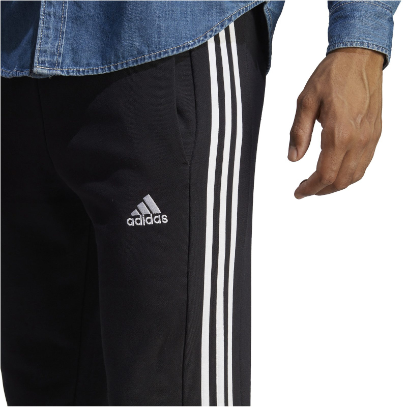 adidas Essentials French Terry 3-Streifen Trainingshose Herren 000 - black/white S von adidas Sportswear