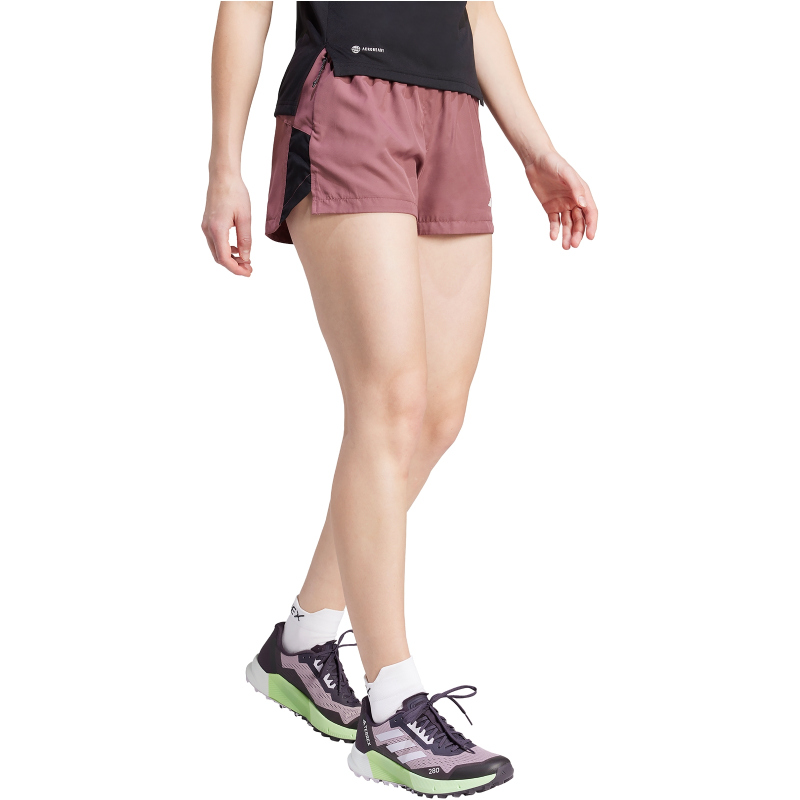 adidas TERREX Multi Trailrunning Laufshorts Damen IP4861 - quiet crimson M/3" von adidas Terrex