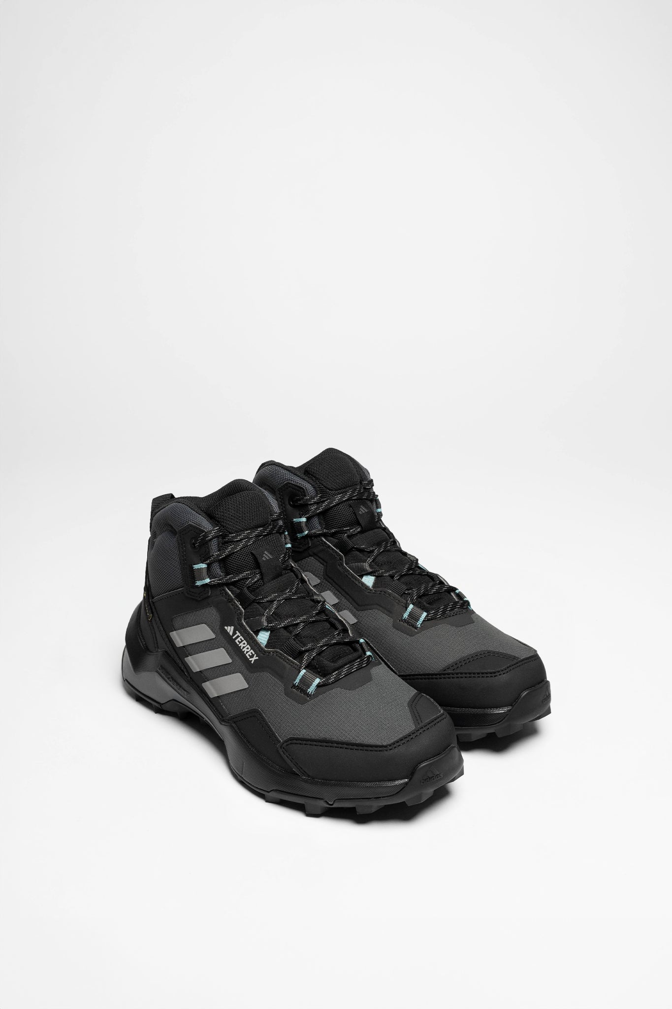 Terrex Ax4 Mid GTX W Damen (Schwarz/Grau) von adidas