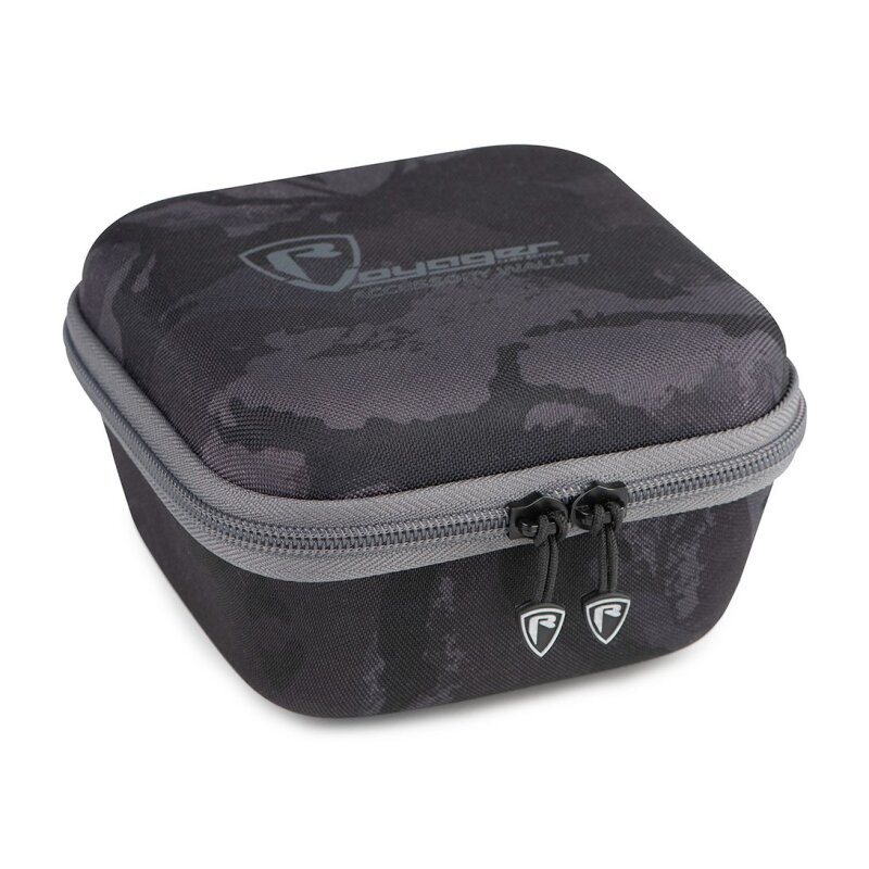 FOX RAGE Camo Voyager Hard Accessory Wallet 9x15x15cm FOX RAGE Camo Voyager Hard Accessory Wallet 9x15x15cm