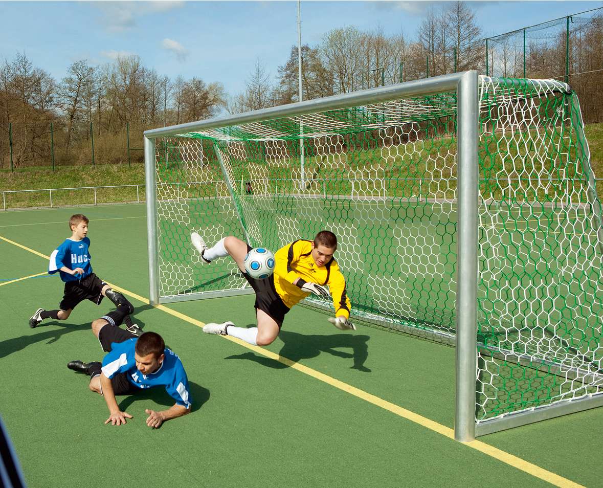 Fußballtornetz für Jugend-Fußballtor, mit Schachbrettmuster, knotenlos, Rot-Weiß, 80/150 cm Fußballtornetz für Jugend-Fußballtor, mit Schachbrettmuster, knotenlos, Rot-Weiß, 80/150 cm