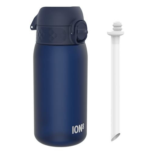 Ion8 Kinder Trinkflasche Mit Strohhalm, 350ml, Auslaufsicher, Einhandöffnung, Sichere Verriegelung, Spülmaschinenfest, BPA-frei, Tragegriff, Klappdeckel, Leicht zu Reinigen, Klimaneutral, Marine Ion8 Kinder Trinkflasche Mit Strohhalm, 350ml, Auslaufsicher, Einhandöffnung, Sichere Verriegelung, Spülmaschinenfest, BPA-frei, Tragegriff, Klappdeckel, Leicht zu Reinigen, Klimaneutral, Marine von ion8