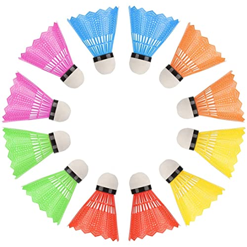 ptumcial Shuttlecocks Nylon Badminton Shuttlecocks Balls Hochgeschwindigkeitsfeder für Innenunterhaltungssportspiele zufällige Farbe 12pcs Badminton Bälle von ptumcial